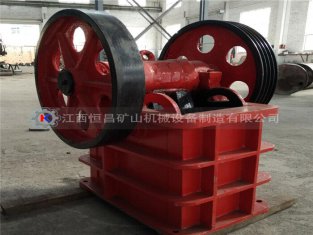 江西鹅卵石鄂式破碎机设备的使用方法