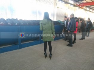 配套摇床使用的新型水力分级机（箱）的原理和